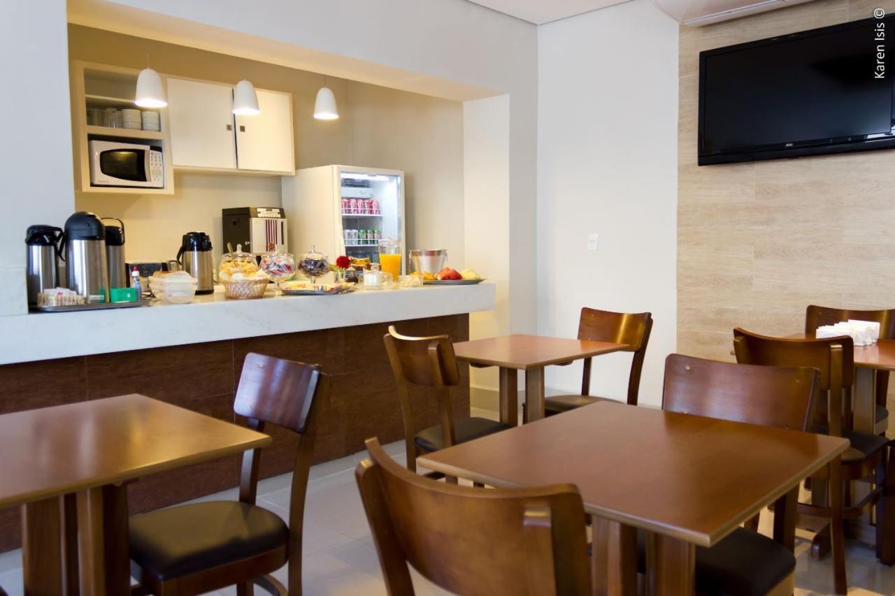 Pedreira Flat Hotel Bagian luar foto
